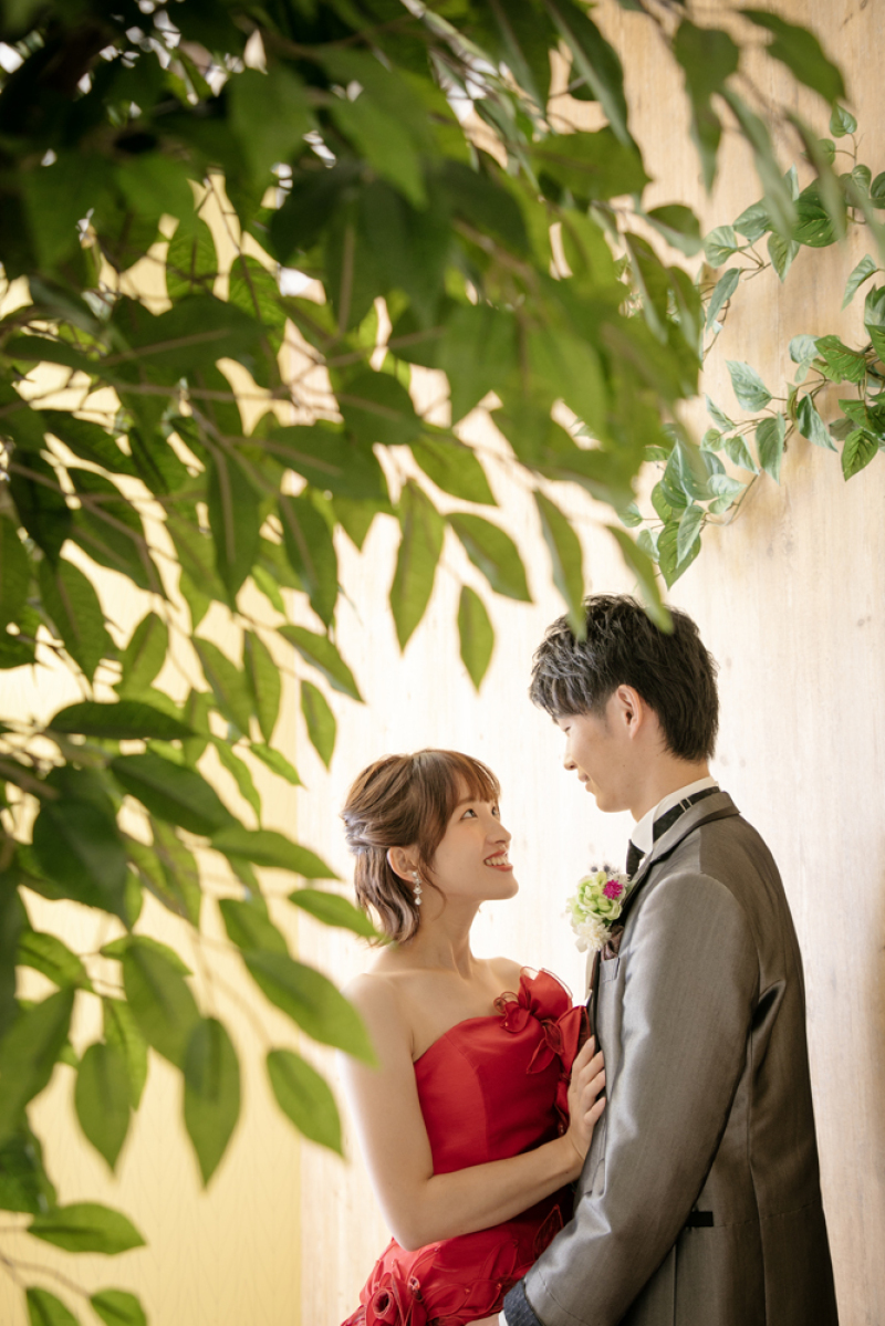 カラードレスは赤！