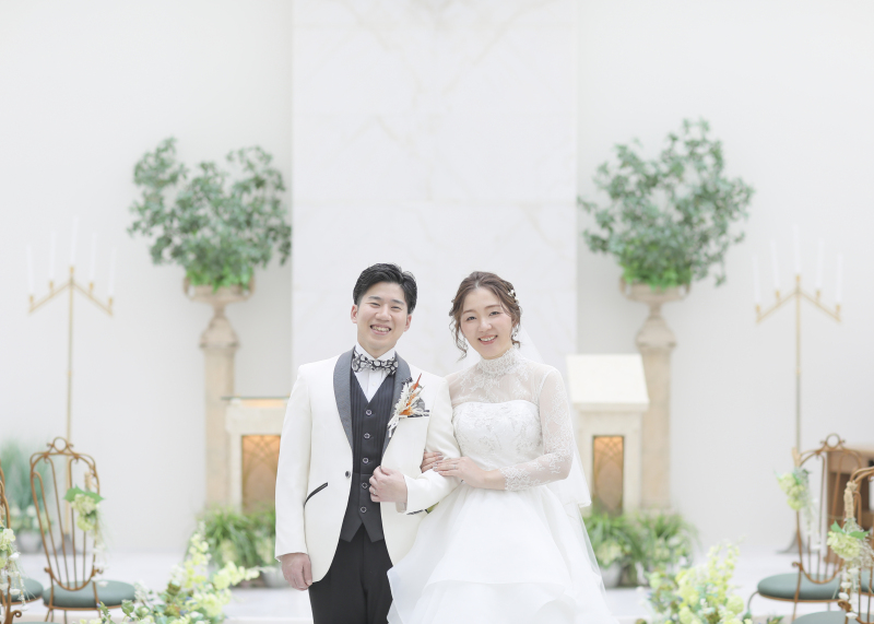 チャペルでセレモニーフォト