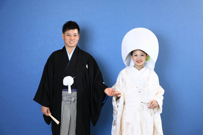 ブルー背景でシンプルに！