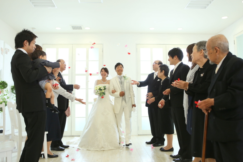 スタジオでもみんなで挙式みたいに☆