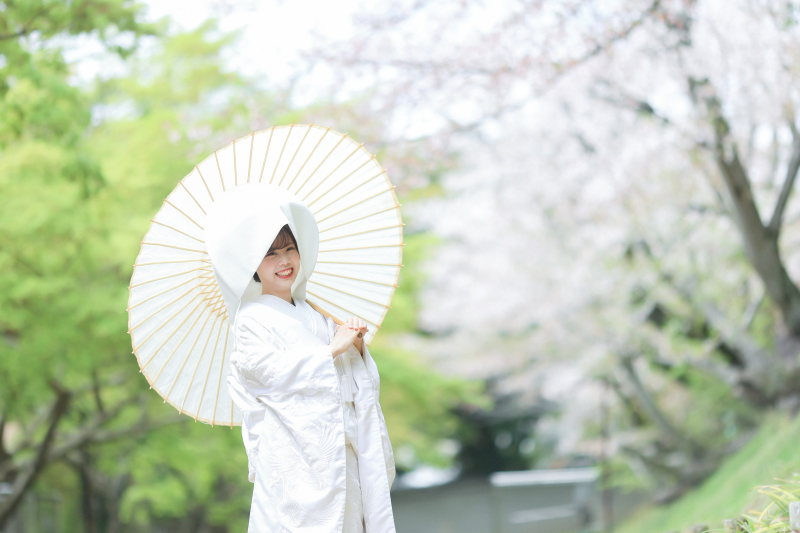 和傘を持って一枚