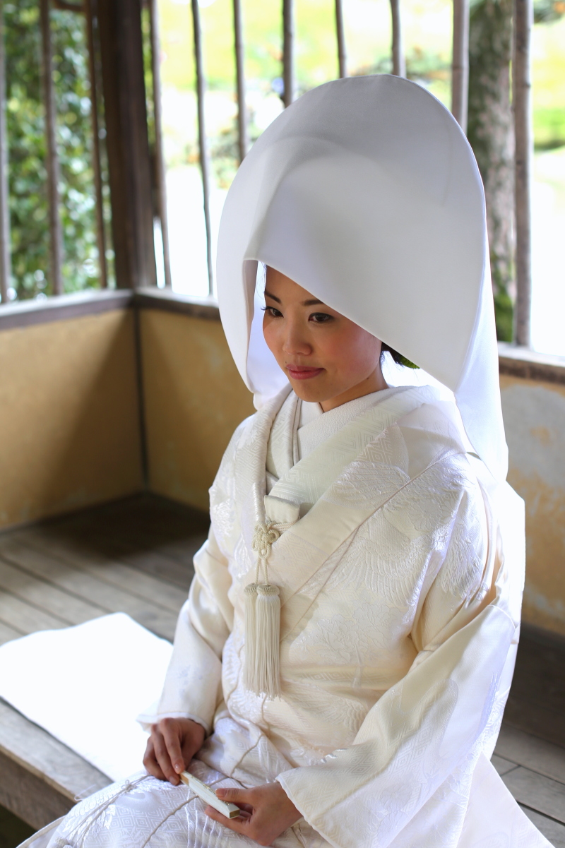 母の目には涙が。