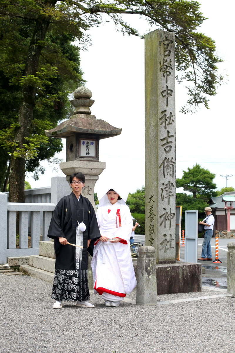 まずは、観光名所の前で