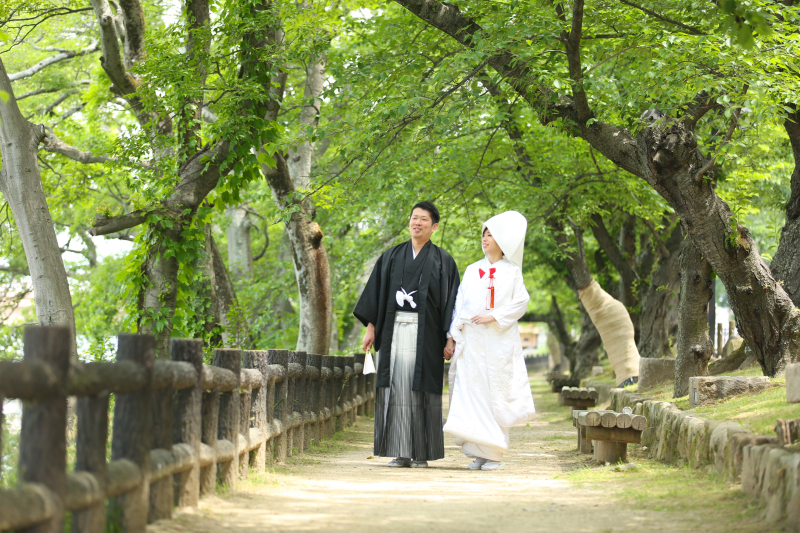 白無垢、赤の懐剣、筥迫、綿帽子で☆