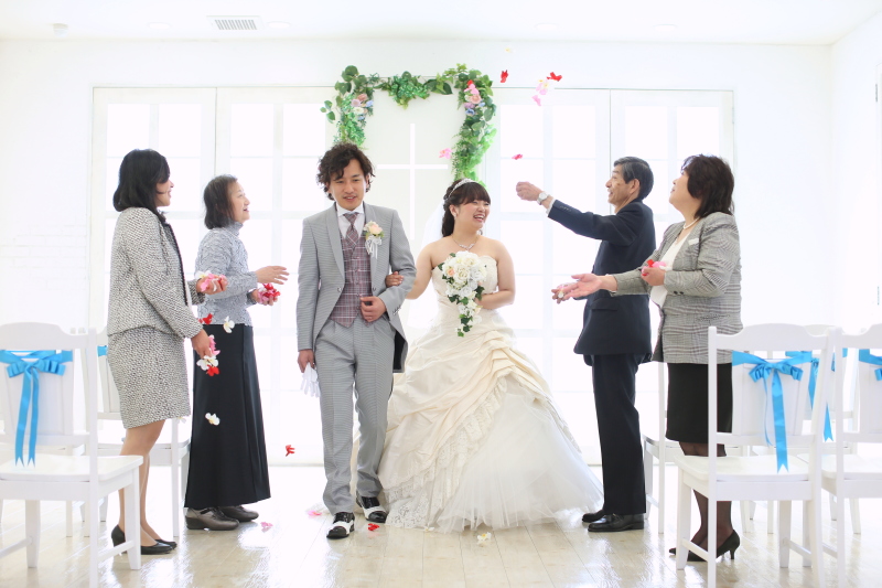 フラワーシャワー