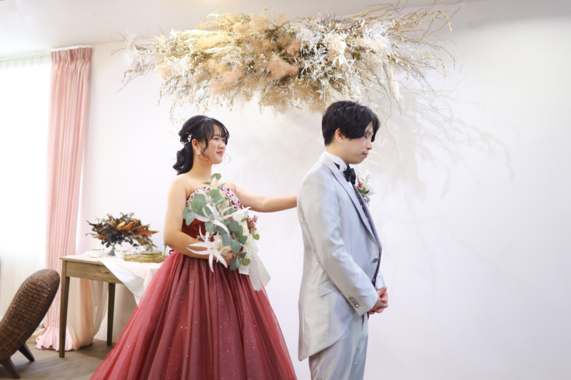 カクテルドレスにお着替え