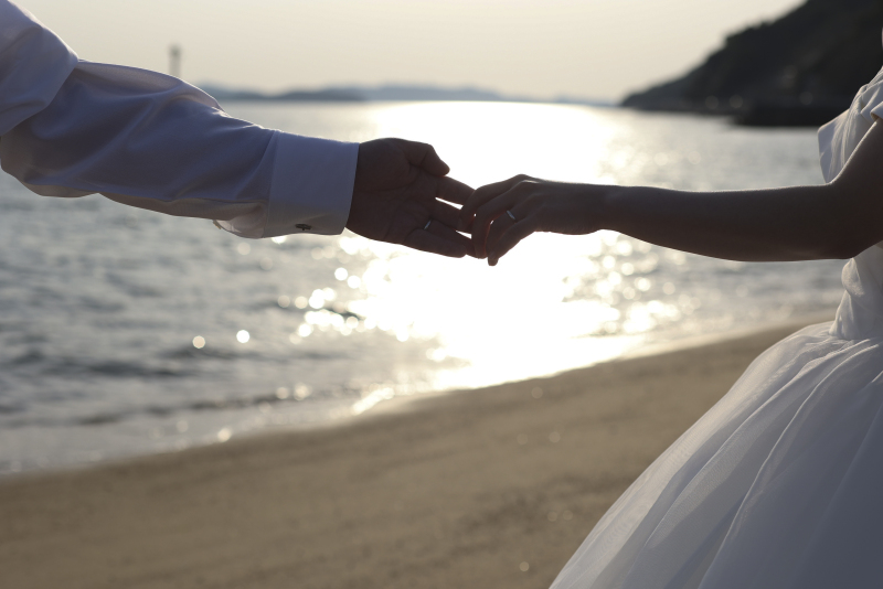 キラキラの水面をバックに