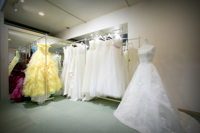 スタジオビュー岡山本店_衣装の試着ができる