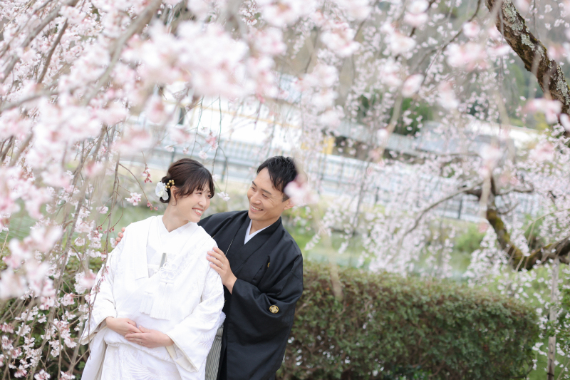 【通年】和装1点 ロケ+洋装1点 スタジオ | 新郎新婦着付け | 撮影データ200カット