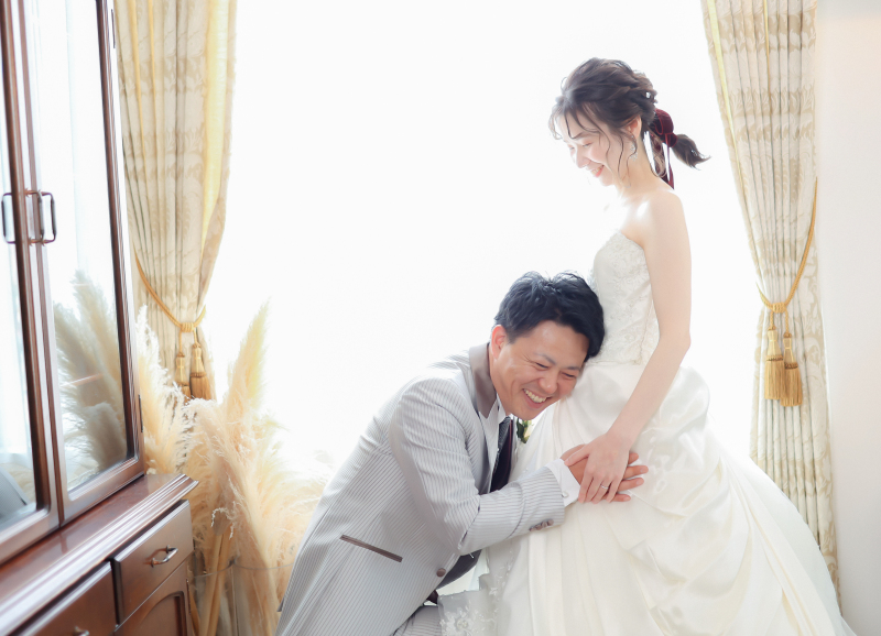 【マタニティ対応ドレス有り】ドレス+私服 スタジオフォト | 洋装1着+私服1着+新婦ヘアメイク+全データ