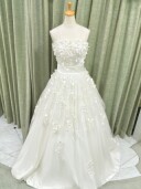 ウェディングドレス