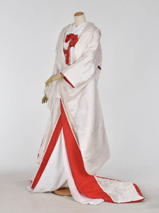 日光東照宮挙式プラン限定白無垢「葵の紋」白無垢