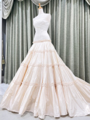 ウエディングドレス