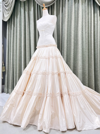 ウエディングドレス