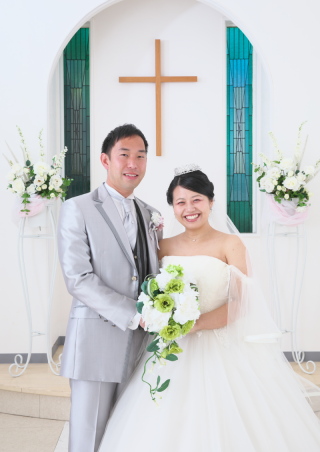 暖かい日差しの下で