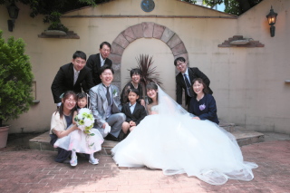 スタジオ ラ・ヴィ　_併設ガーデンチャペルプチロケーション