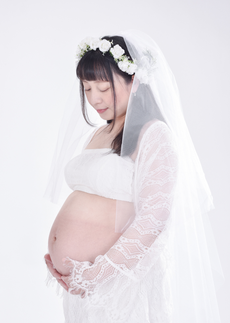 【5万円】マタニティ花嫁さまへドレス姿マタニティも残したい♪時間貸切だからゆっくり撮影できます♪10カットデータ付
