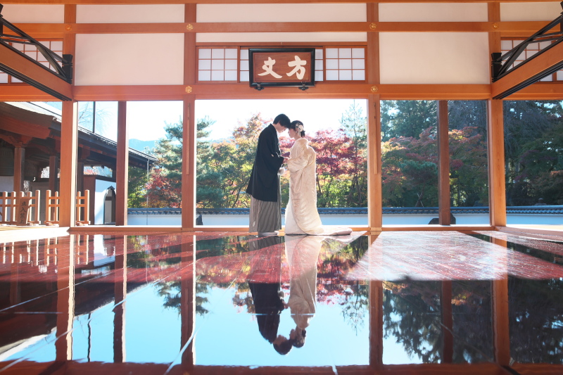 【予約受付スタート1日1組様限定l】静寂の中に広がる紅葉の美しさ──“床もみじ”で残す秋のひととき【秋の宝徳寺特別公開】プラン