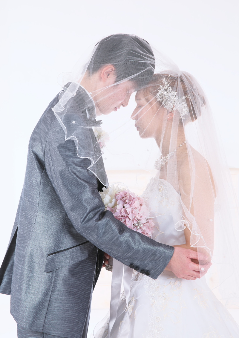 12月は土日料金0円!洋装・和装組合せ自由4着!花嫁さま応援プラン!!