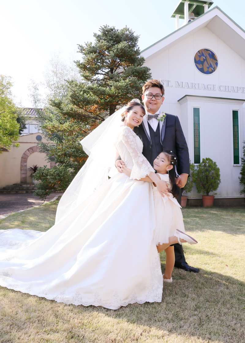 12月は土日料金0円!【10万円以下】パパとママとお子様を繋ぐ絆を残します!お子様の衣装もついた「パパ・ママプラン」