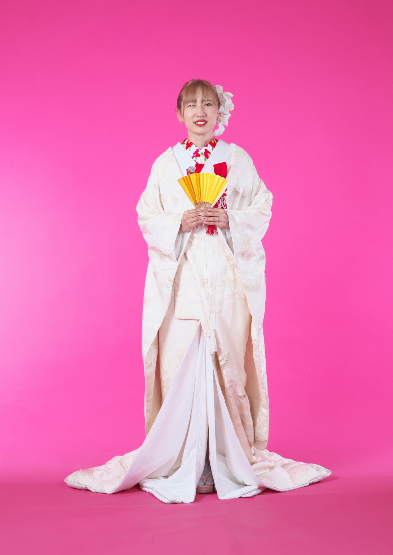 12月は土日料金0円!洋装・和装組合せ自由4着!花嫁さま応援プラン!!