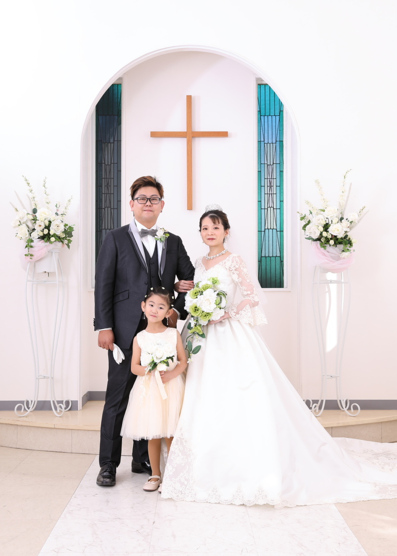 12月は土日料金0円!【10万円以下】パパとママとお子様を繋ぐ絆を残します!お子様の衣装もついた「パパ・ママプラン」