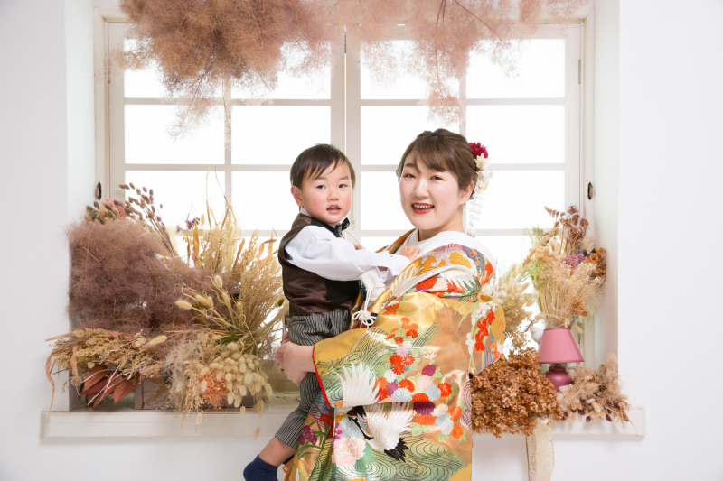 【5万円以下】家族みんなで、幸せの瞬間を写真に刻む【和装ファミリーフォト】プラン♪