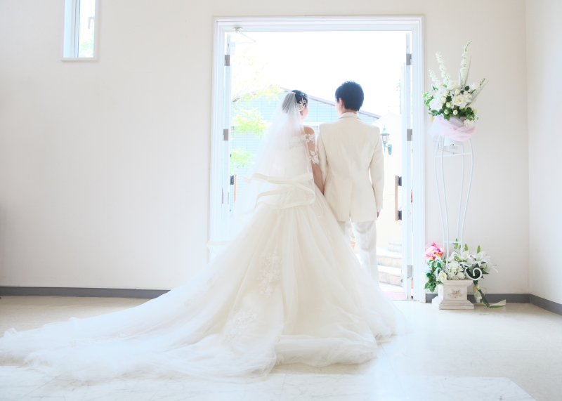 12月は土日料金0円!【予算重視】《和装も洋装も残したい!》「欲ばりプラン」嬉しいプリント&データ付き♪チャペル撮影もOK!