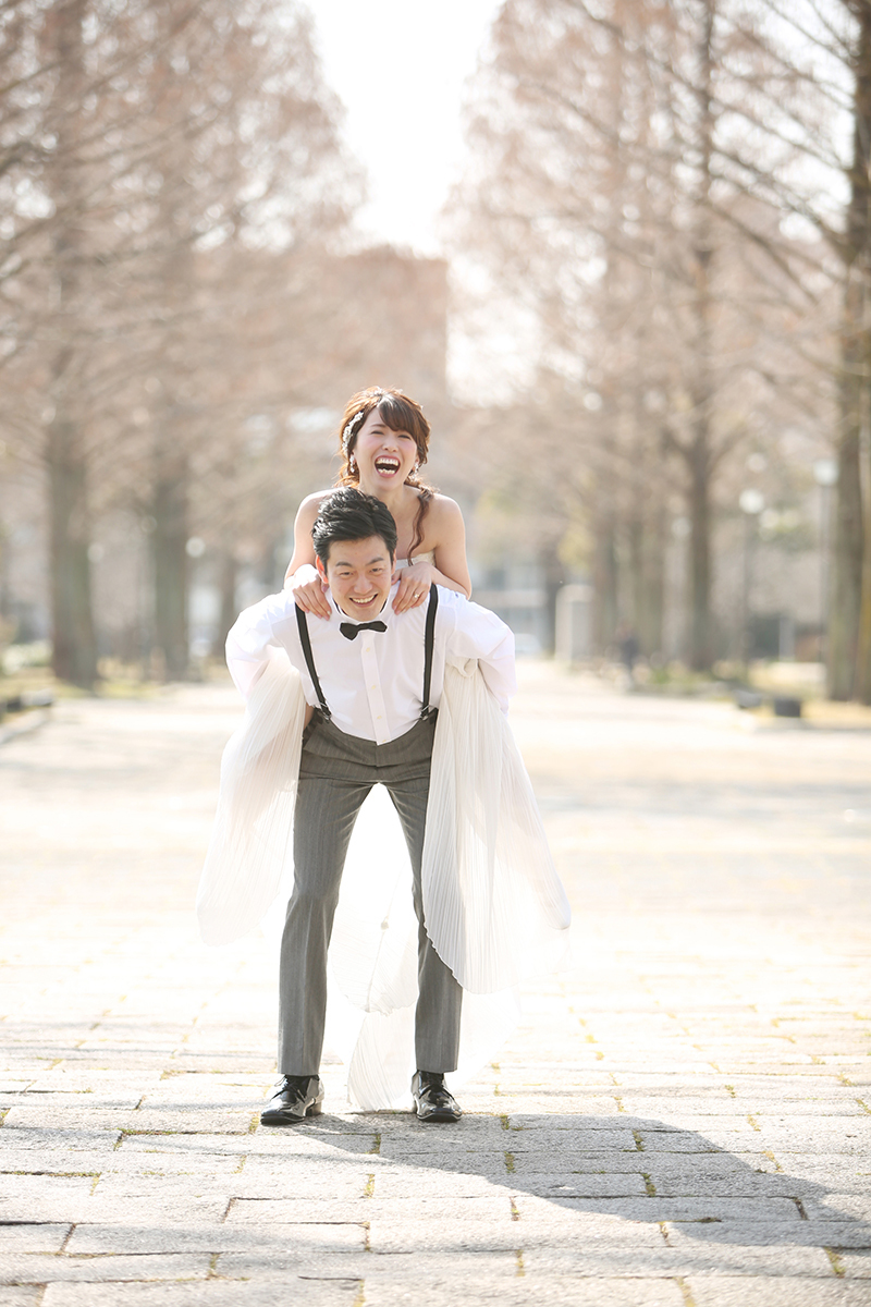 お茶目で可愛いおんぶポーズ