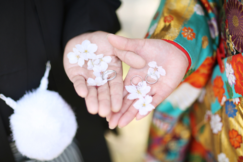 手元も春らしく