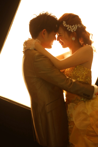 仲良しなおふたりのフォトウェディング