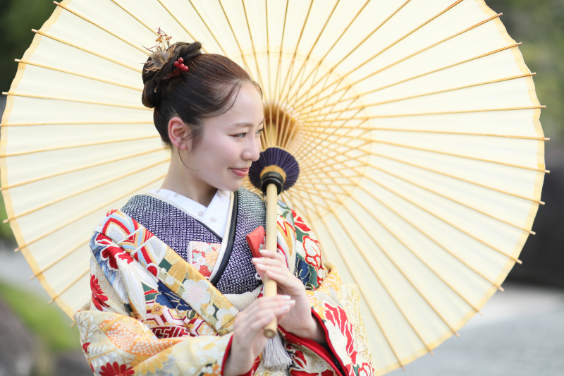 大進創寫舘ウェディング_色打掛・着物が豊富