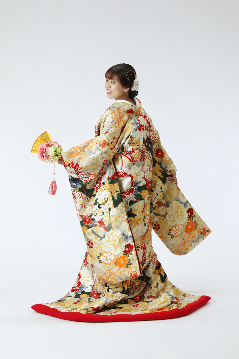 大進創寫舘ウェディング_色打掛・着物が豊富