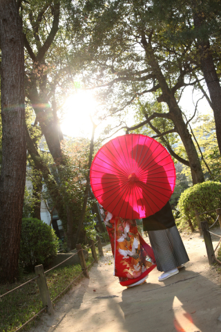 自然光を生かしたロケ撮影も得意です！今しか撮れない１枚を！