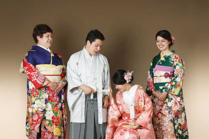 ◆家族みんなでフォト結婚式プラン◆《衣裳2着+ヘアメイク+着付+小物一式+アルバム+データ+ご両親様衣裳&アルバム》