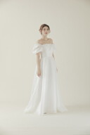 CRT-100　ビーチやアメリカンビレッジにおススメ