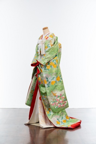 色打掛(掛下有)