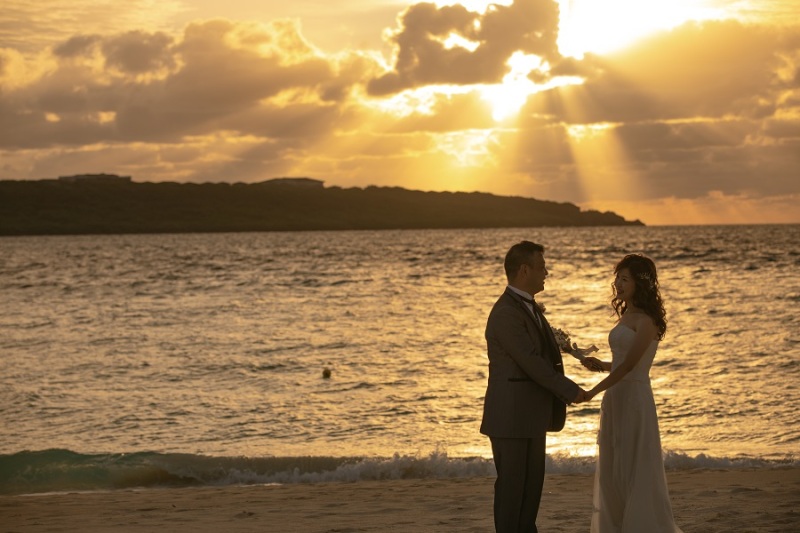 お互いに手を取り合って♪