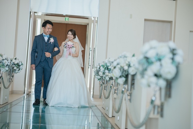 ご新婦様のウエディングドレスはプリンセスライン♪