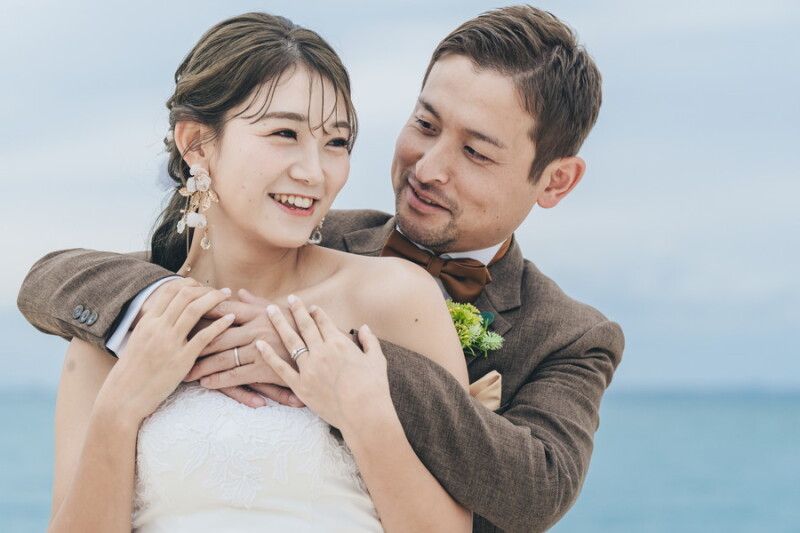 笑顔あふれるバックハグ♡