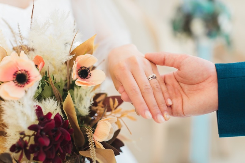 ブーケと大切な結婚指輪と一緒に♪