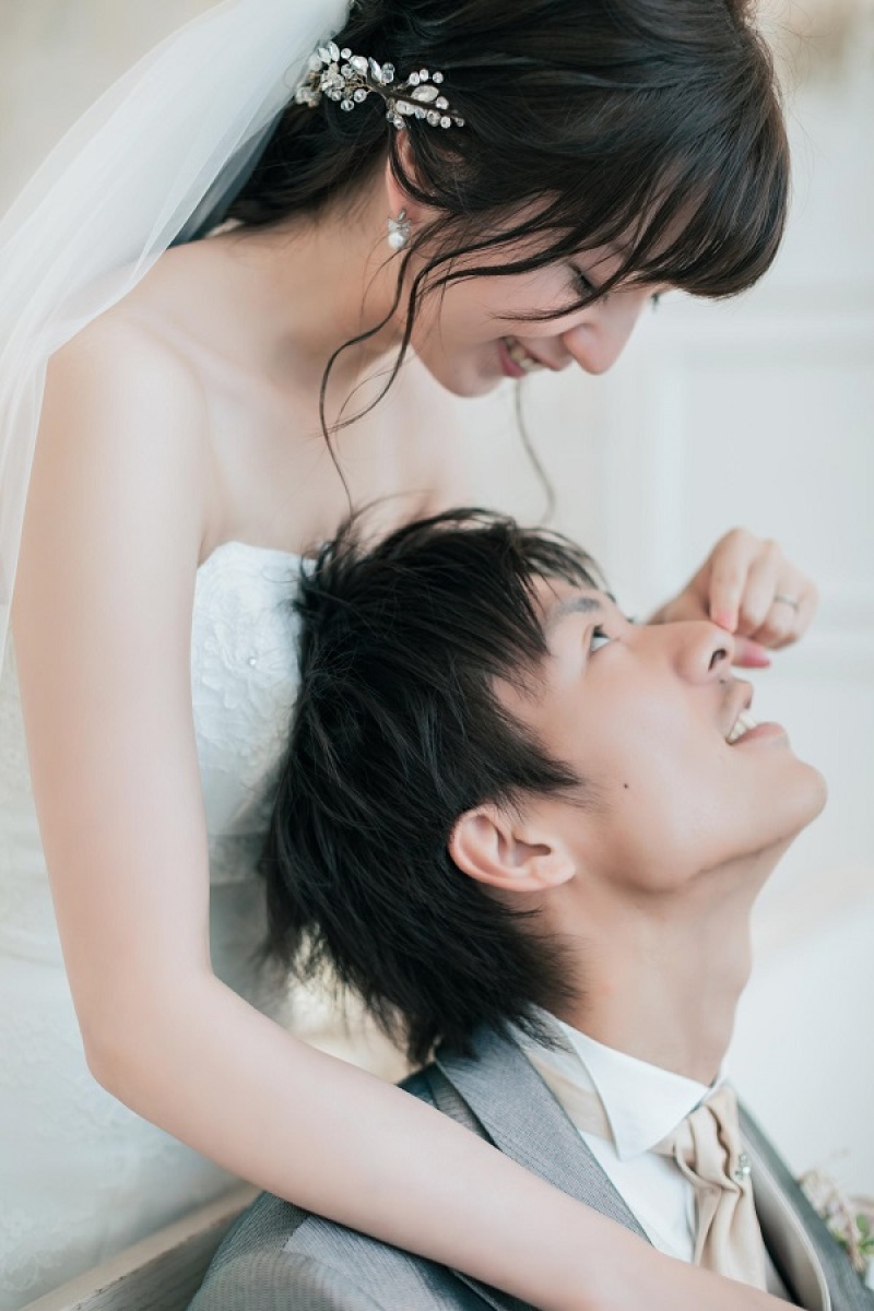 お二人のラブラブな雰囲気を撮影中です♪