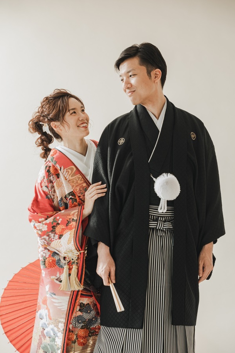 新郎様に寄り添って♡普段と違うお二人の雰囲気を♡