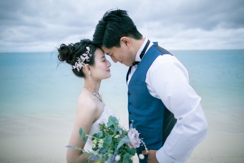 お互いにおでこをくっつけて♪