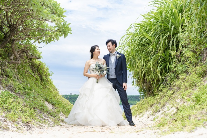 ビーチ付近の木々などと一緒に撮りました~!!