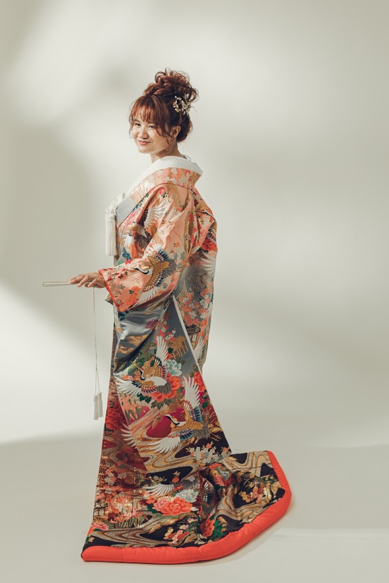 色打掛の模様が写るように撮ってみました!