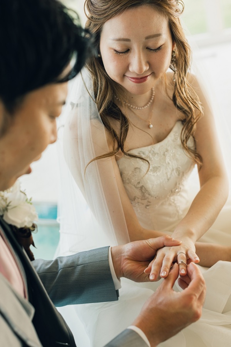 指輪交換のシーンを撮っております♡