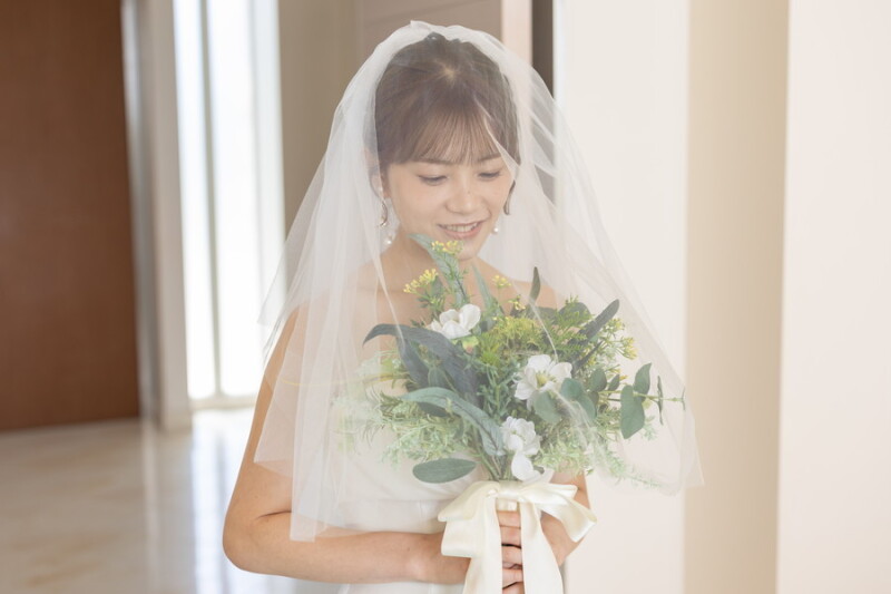 ブーケに目線を~~