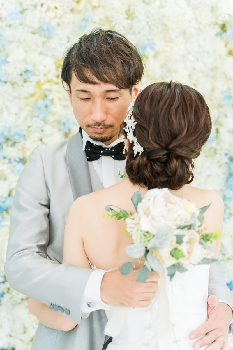 新郎様メインのハグショットを♡