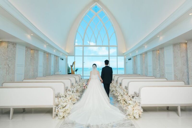 白亜のチャペル［アクアグレイスチャペル］とビーチ撮影